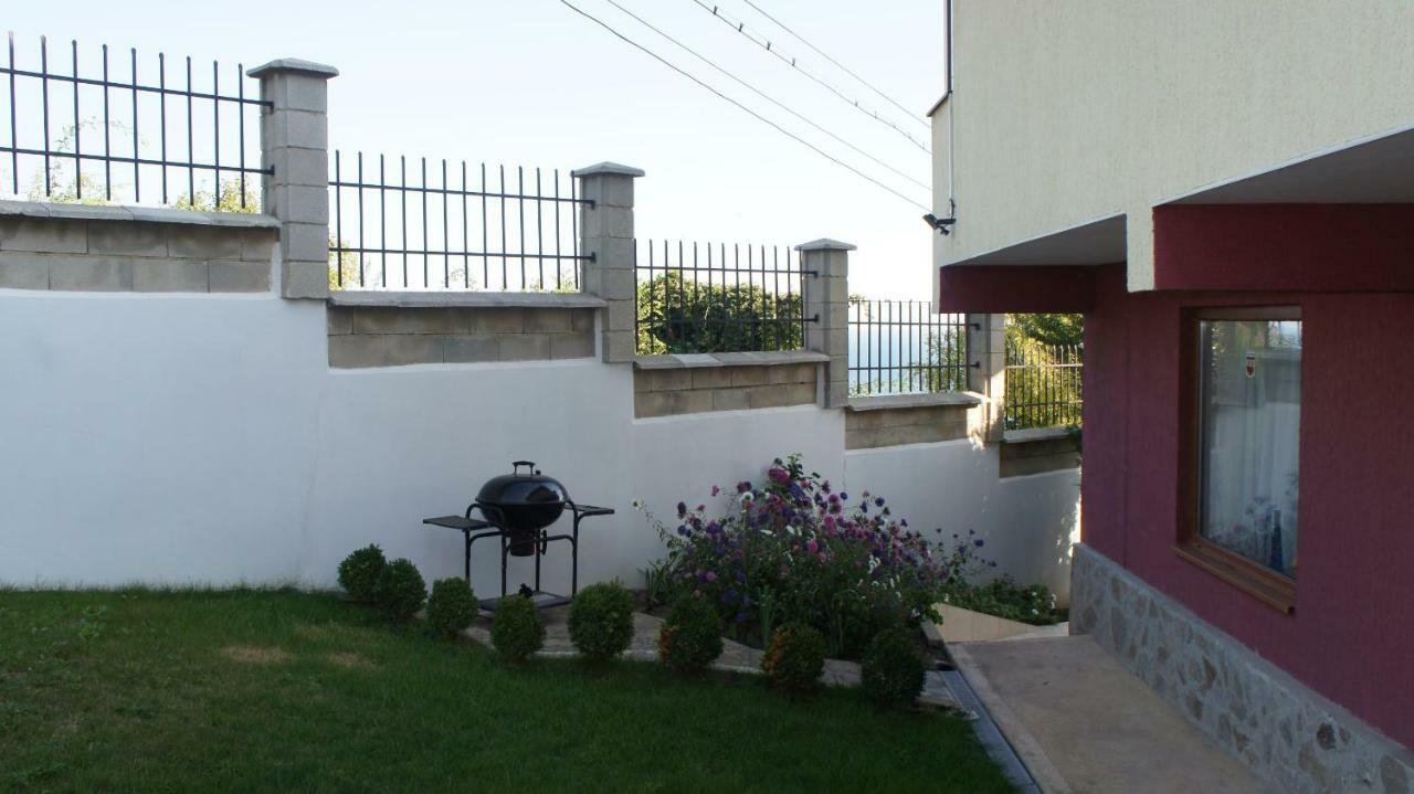 Summer Breeze Villa Balchik Exterior photo